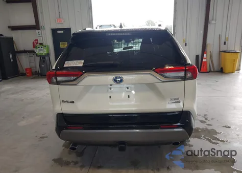 2021 Toyota Rav4 Hybrid Xse from USA, damaged, VIN 4T3E6RFV1MU018889